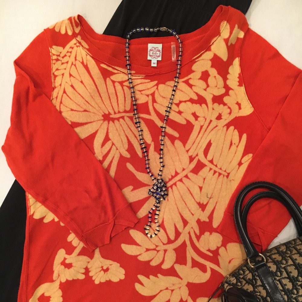 VGUC Tangerine 3/4 Sleeve Lightweight Sweater w/ Warm Beige Floral Print